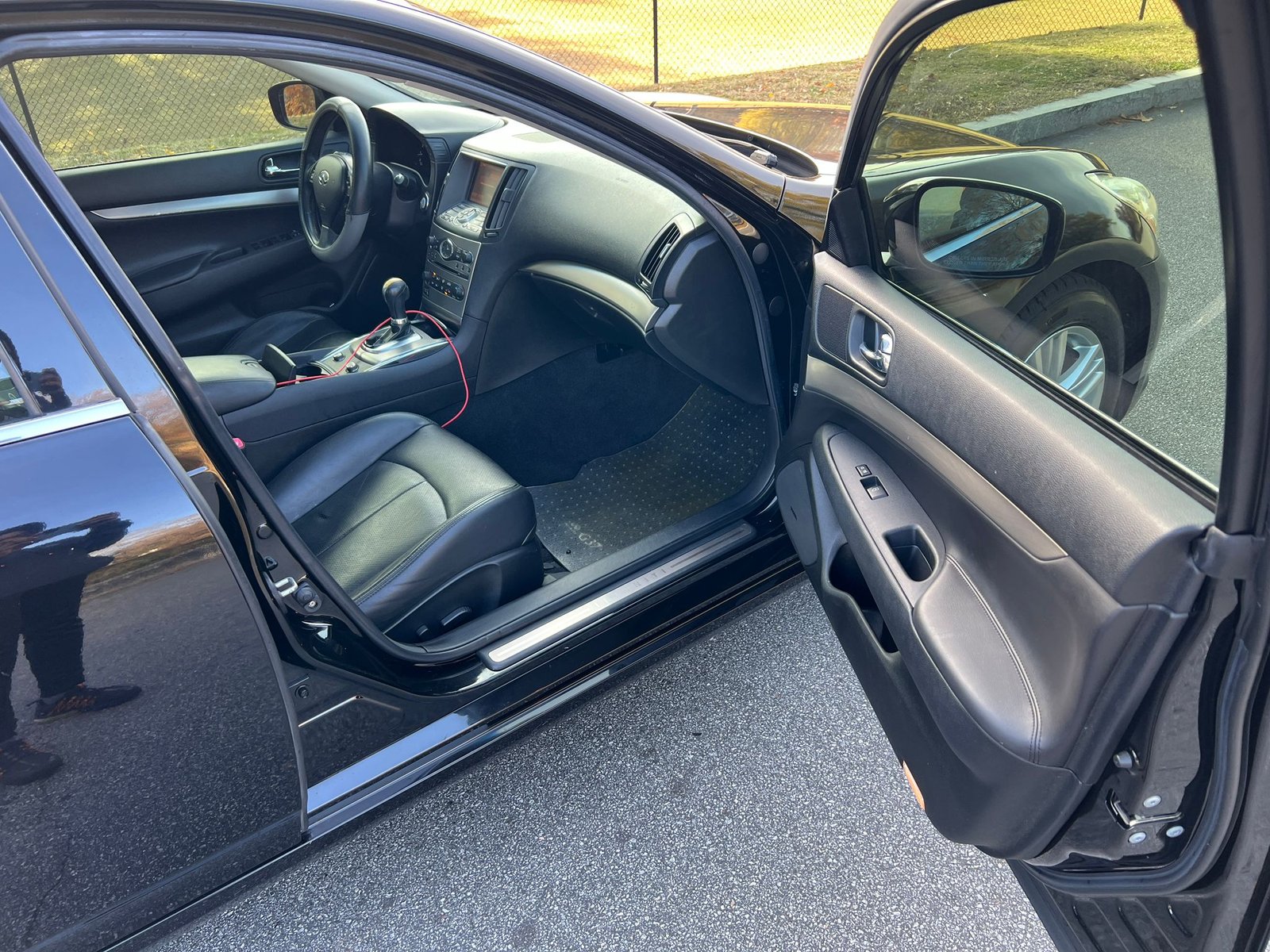 2011 Infiniti G37 09